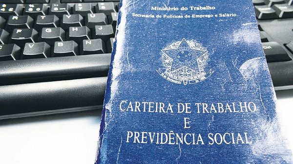 Após 6 meses de vigência, reforma trabalhista espera regulamentação
